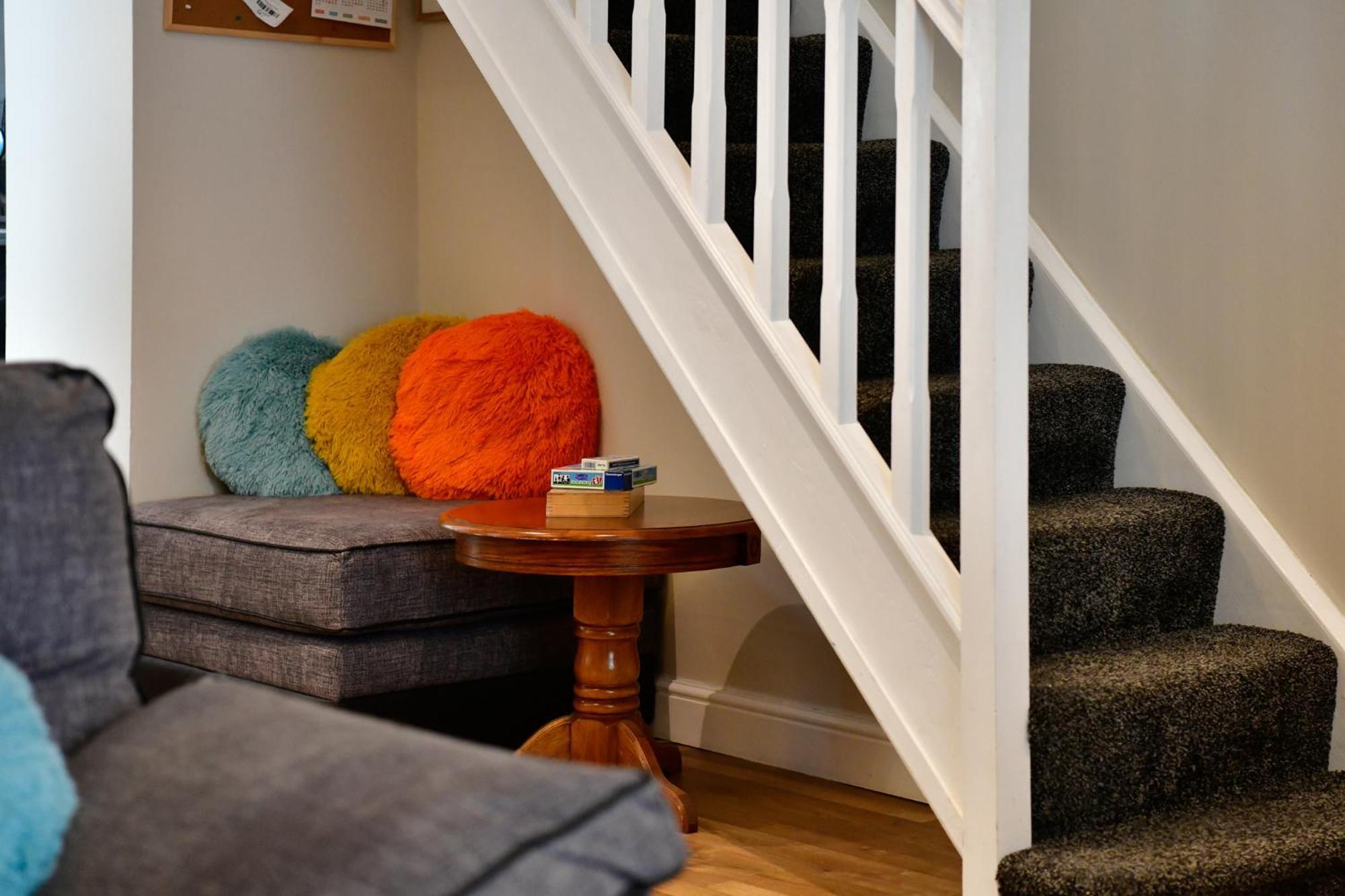 Free Parking - Heart Of The City - Superb Townhouse & Garden - Peaceful Area But Only 5Min Walk To Beach, Shops, Bars, Arena, Marina, Parks Swansea Luaran gambar